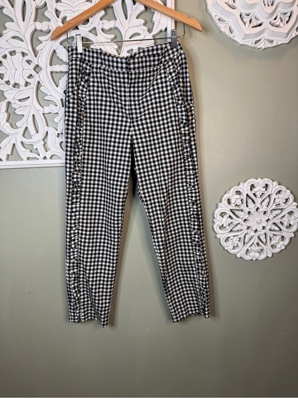 Zara Black & White Gingham Checked Frill Cropped Pants Size Small